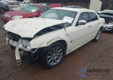 2007 Chrysler 300C z USA, uszkodzony, nr VIN 2C3LA63H47H871637